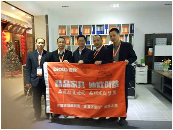 羞羞视频免费在线观看代表与华康领导合影 羞羞视频免费在线观看代表与华康领导合影