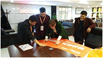 南湖三湘羞羞视频免费在线观看周姐 南湖三湘羞羞视频免费在线观看周姐