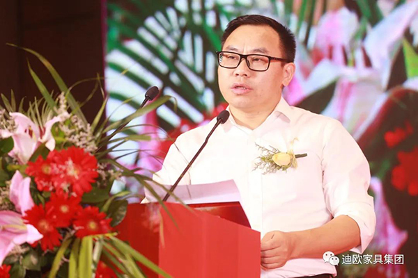 羞羞视频免费在线观看集团执行总裁李贱根先生为本次大会致开幕辞